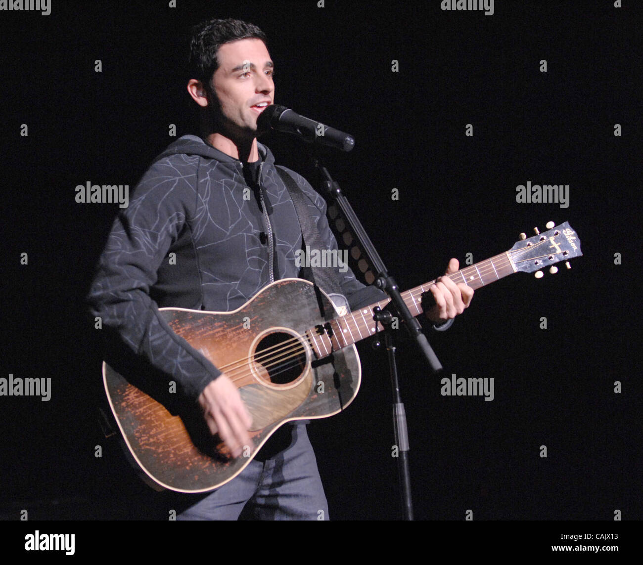 Sep. 30, 2007 Raleigh, NC; USA, Musician CHRIS CARRABBA of the band