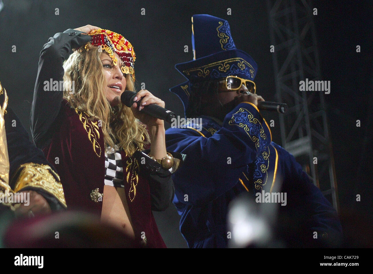 The Black Eyed Peas' FERGIE and WILL.I.AM perform in tradtional Kazakh ...
