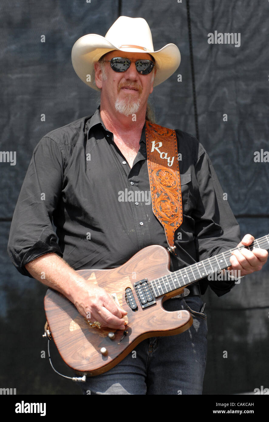 Sep. 14, 2007 Austin, TX; USA, Singer / Guitarist RAY BENSON of the