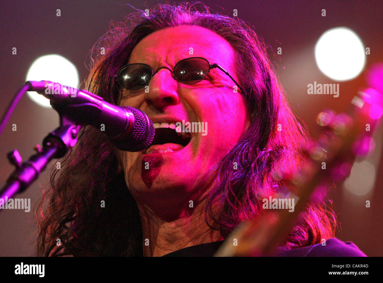 09/09/07.Assign# 113071- Rock group Rush in concert at Excel Energy  Centre..IN THIS PHOTO: Singer/bassist Geddy Lee (Credit Image: ©  Minneapolis Star Tribune/ZUMA Press Stock Photo - Alamy