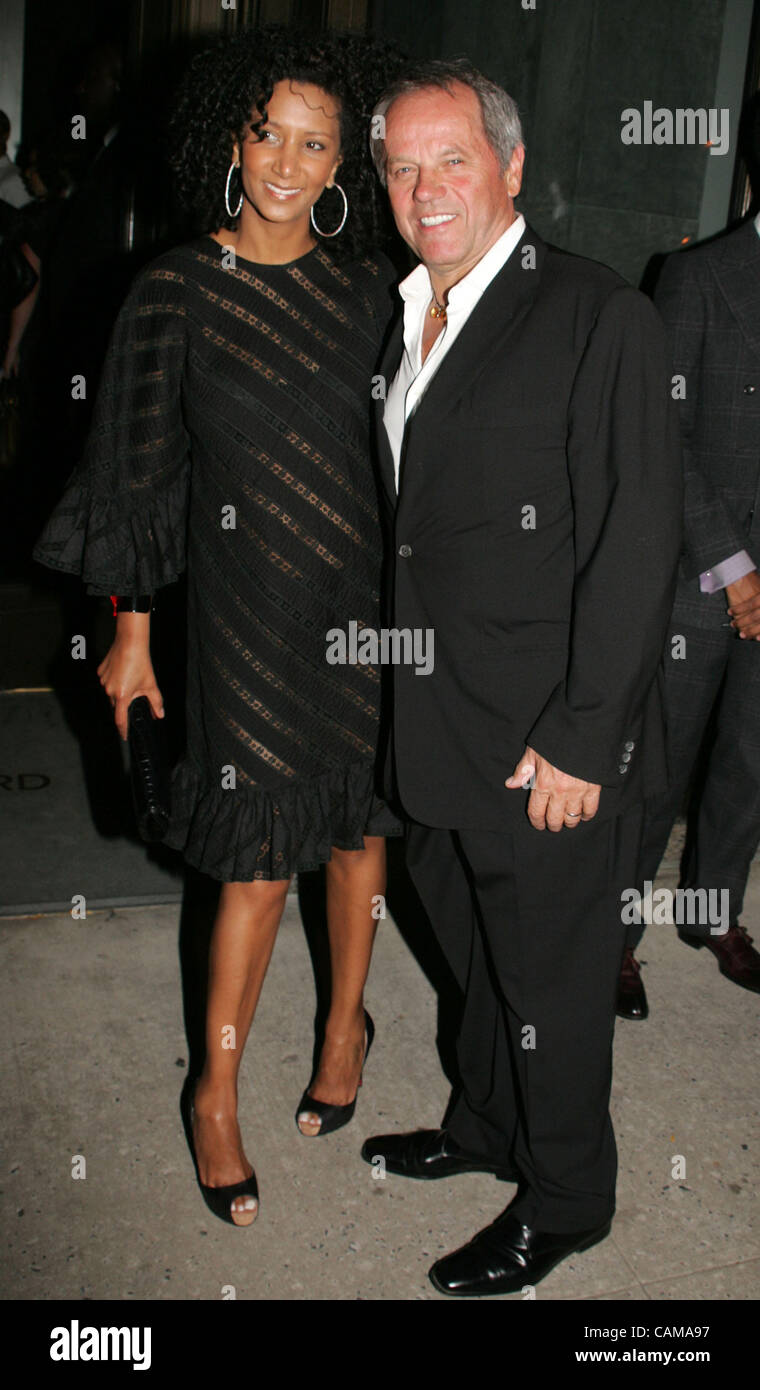 Wolfgang puck and gelila assefa hires stock photography and images Alamy