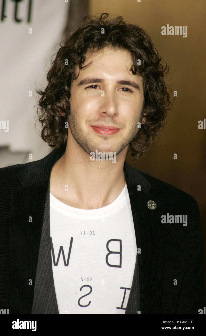 Singer josh groban hi-res stock photography and images - Alamy