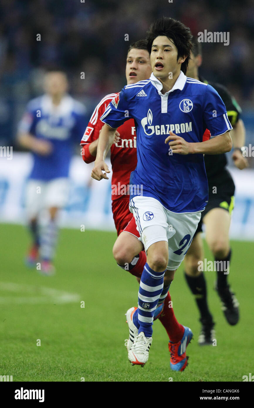 Schalke 04 Part Ways With Atsuto Uchida as Move to German Capital Is Completed