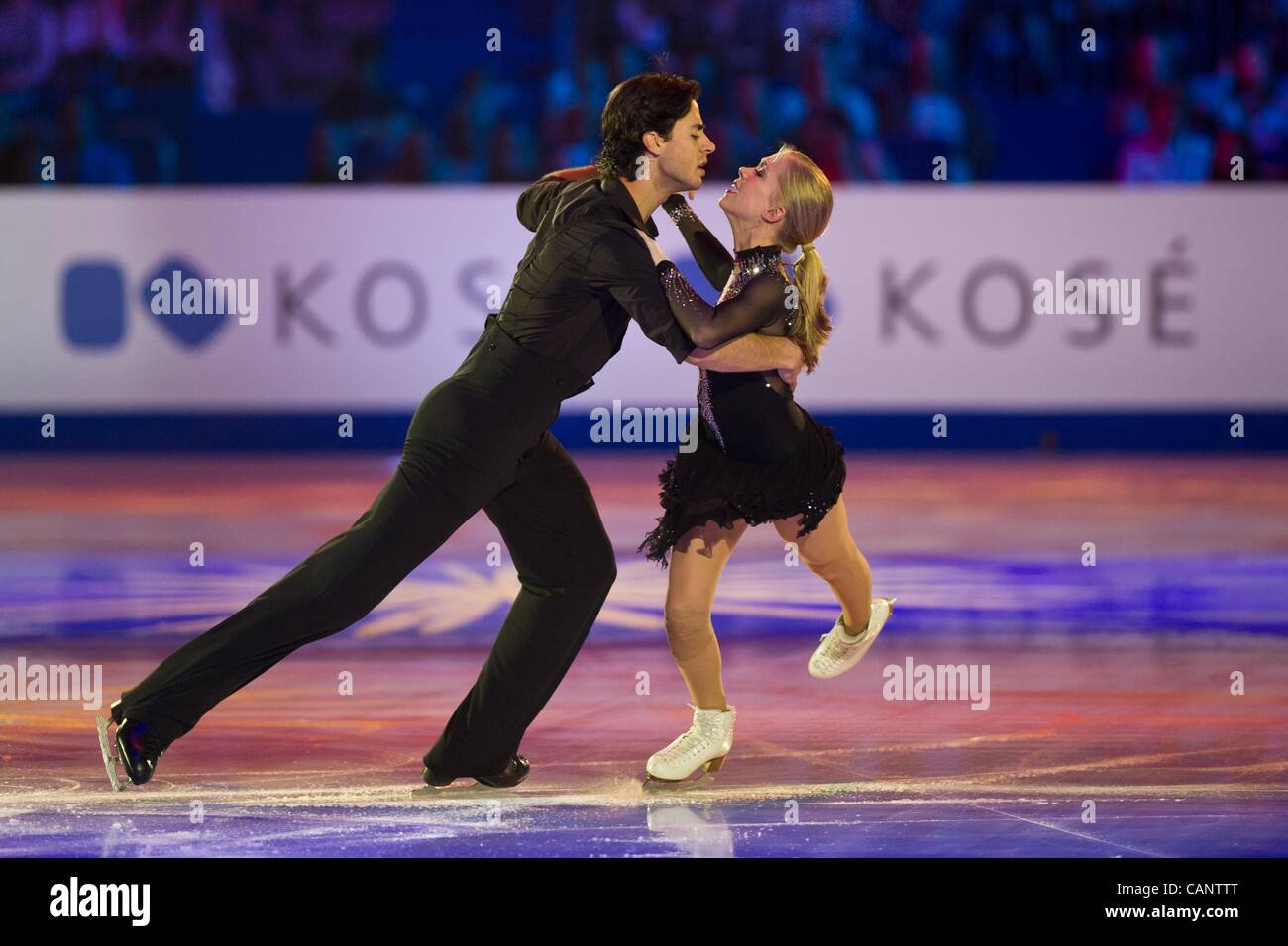Kaitlyn weaver andrew poje hi-res stock photography and images - Alamy
