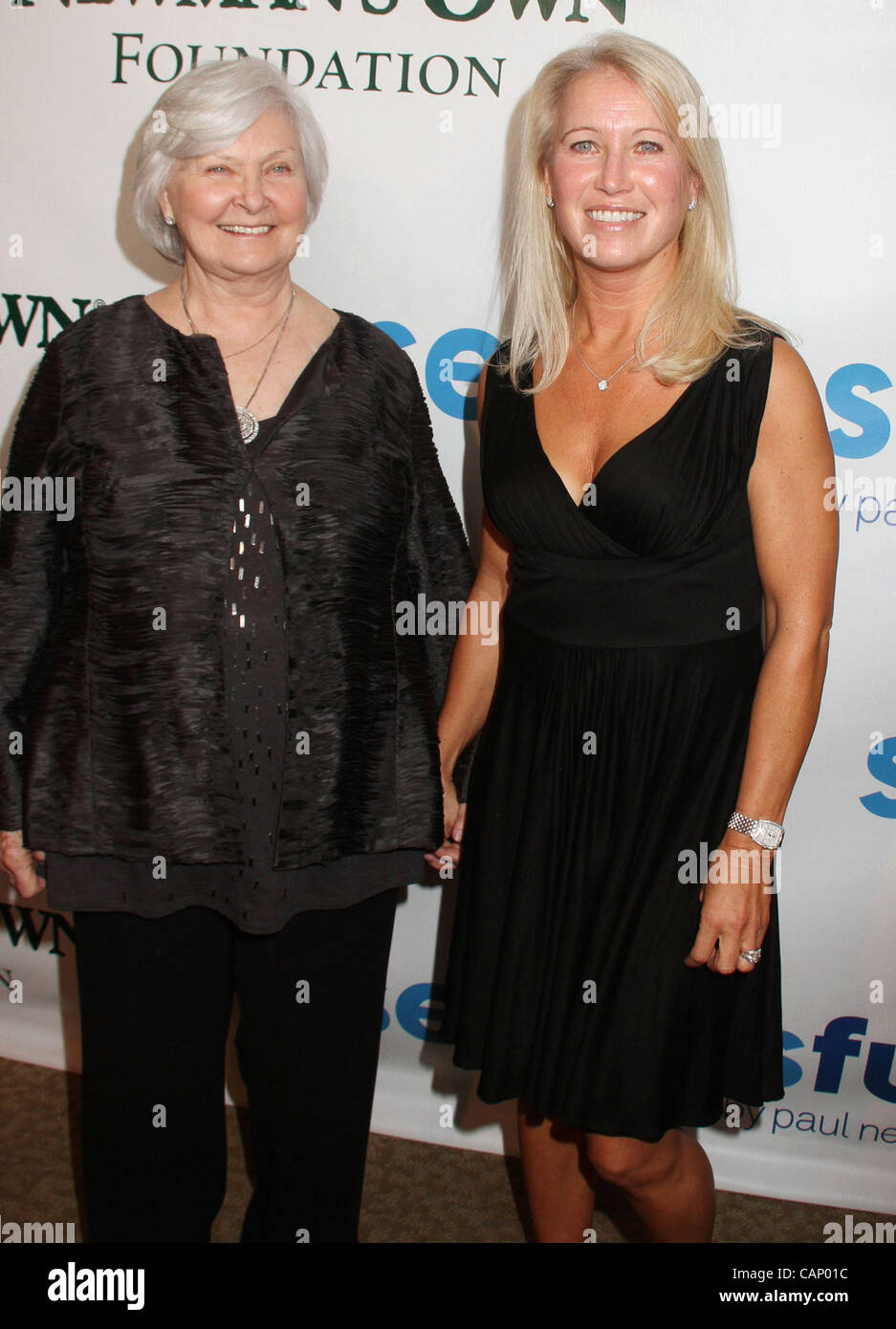 April 2, 2012 - Ny, New York, U.S. - Actress JOANNE WOODWARD and her daughter CLEA NEWMAN SODERLUND attend 'A Celebration of Paul Newman's Dream' to benefit Paul NewmanÃ•s Association of Hole in the Wall Camps held at Avery Fisher Hall at Lincoln Center. (Credit Image: © Nancy Kaszerman/ZUMAPRESS.co Stock Photo