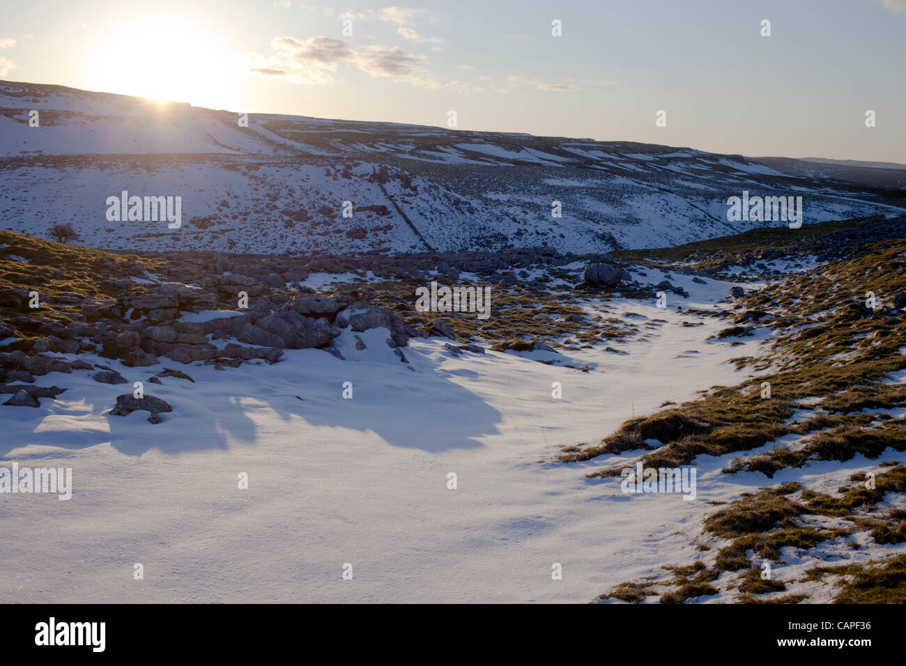 Unseasonably late snow in the Yorkshire Dales, UK, April 05 2012 Stock Photo