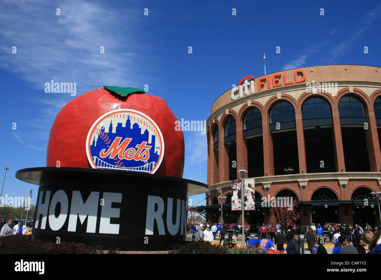 New york mets logo hi-res stock photography and images - Alamy