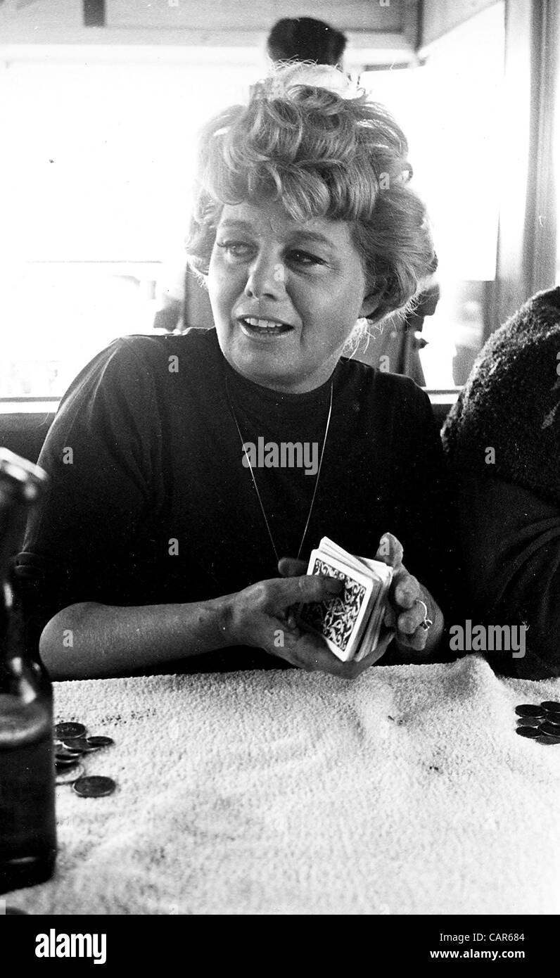 SHELLEY WINTERS. SHELLEYWINTERSRETRO(Credit Image: Â© Orlando/Globe