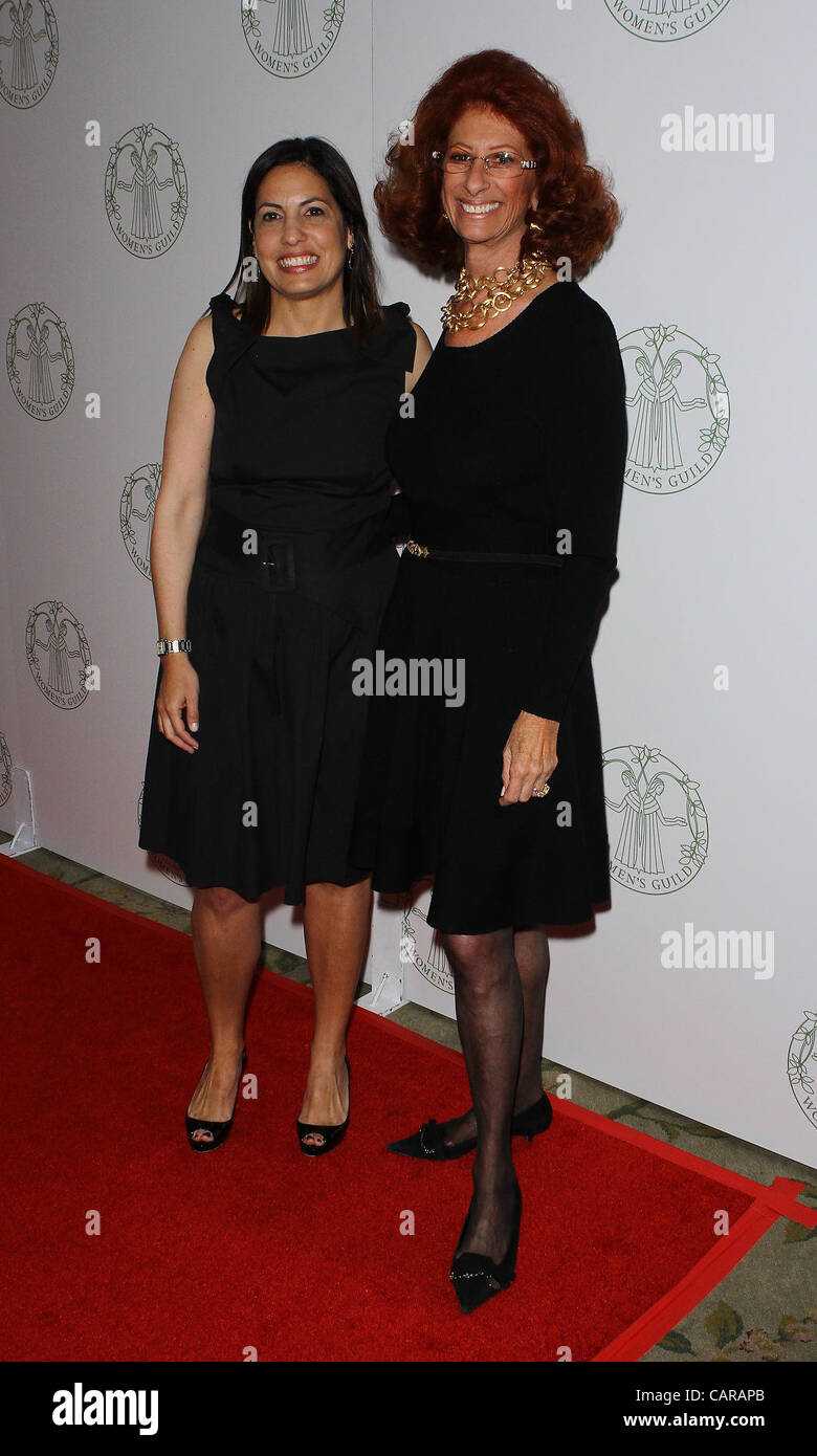 Loretta gross hires stock photography and images Alamy