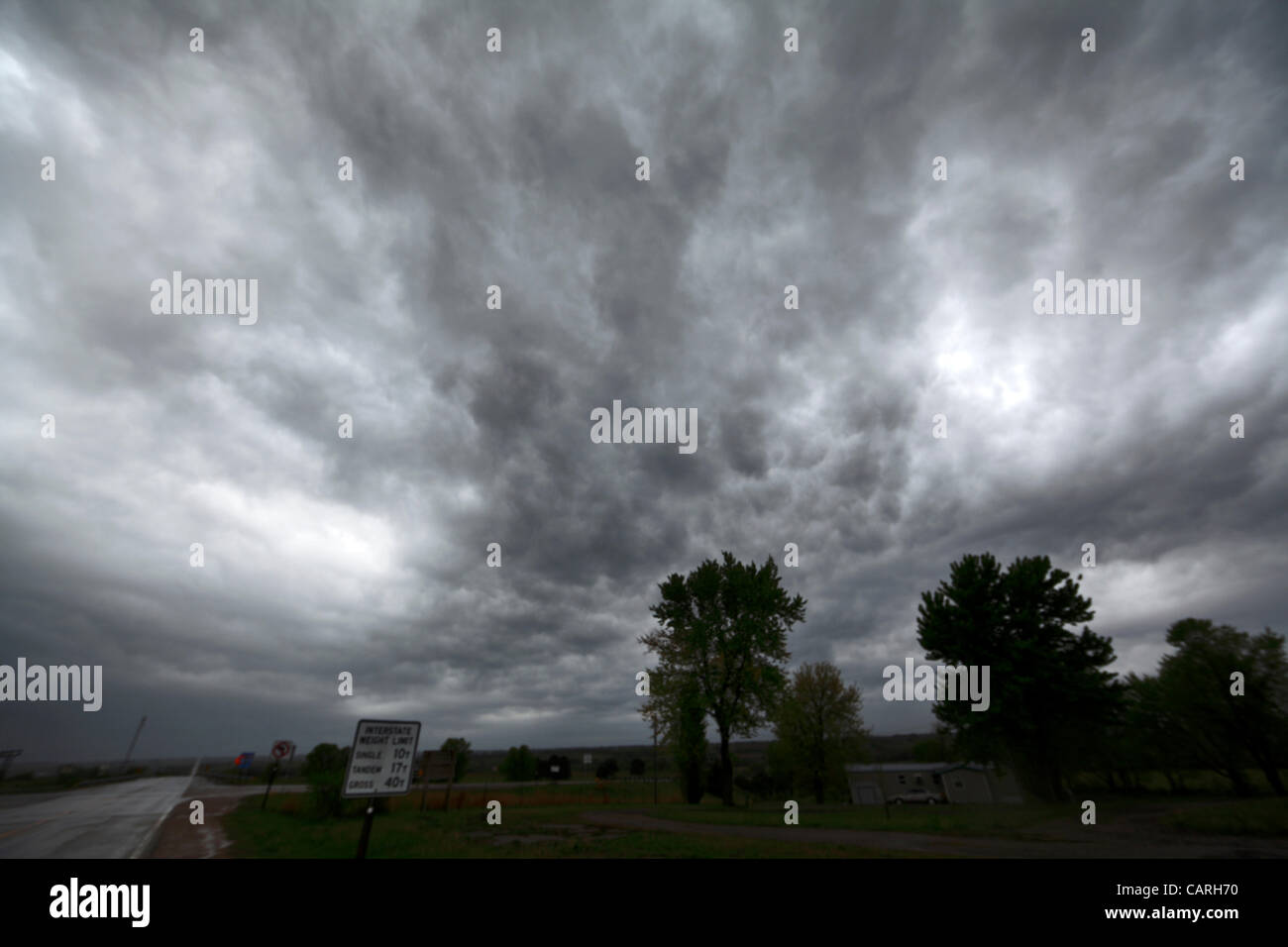Severe turbulence hires stock photography and images Alamy