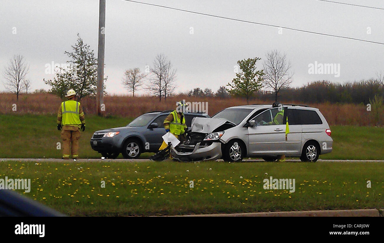 Naperville, USA. 14th April, 2012. Multi car accident in Naperville on
