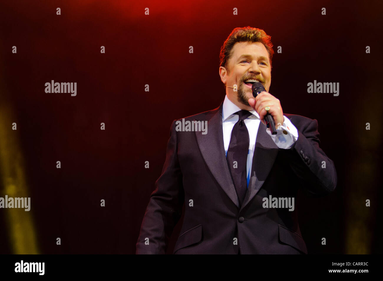 LONDON, Covent Garden, 15 April 2012.  At the Olivier Awards 2012, Michael Ball (singer and actor) prepares to introduce the announcers of the BBC Radio 2 Olivier Audience Award. Photograph : Stephen Chung Stock Photo