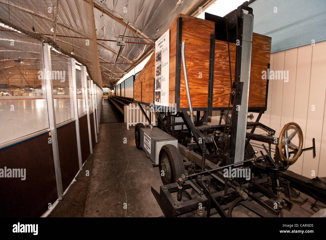 Ice hockey zamboni hires stock photography and images Alamy