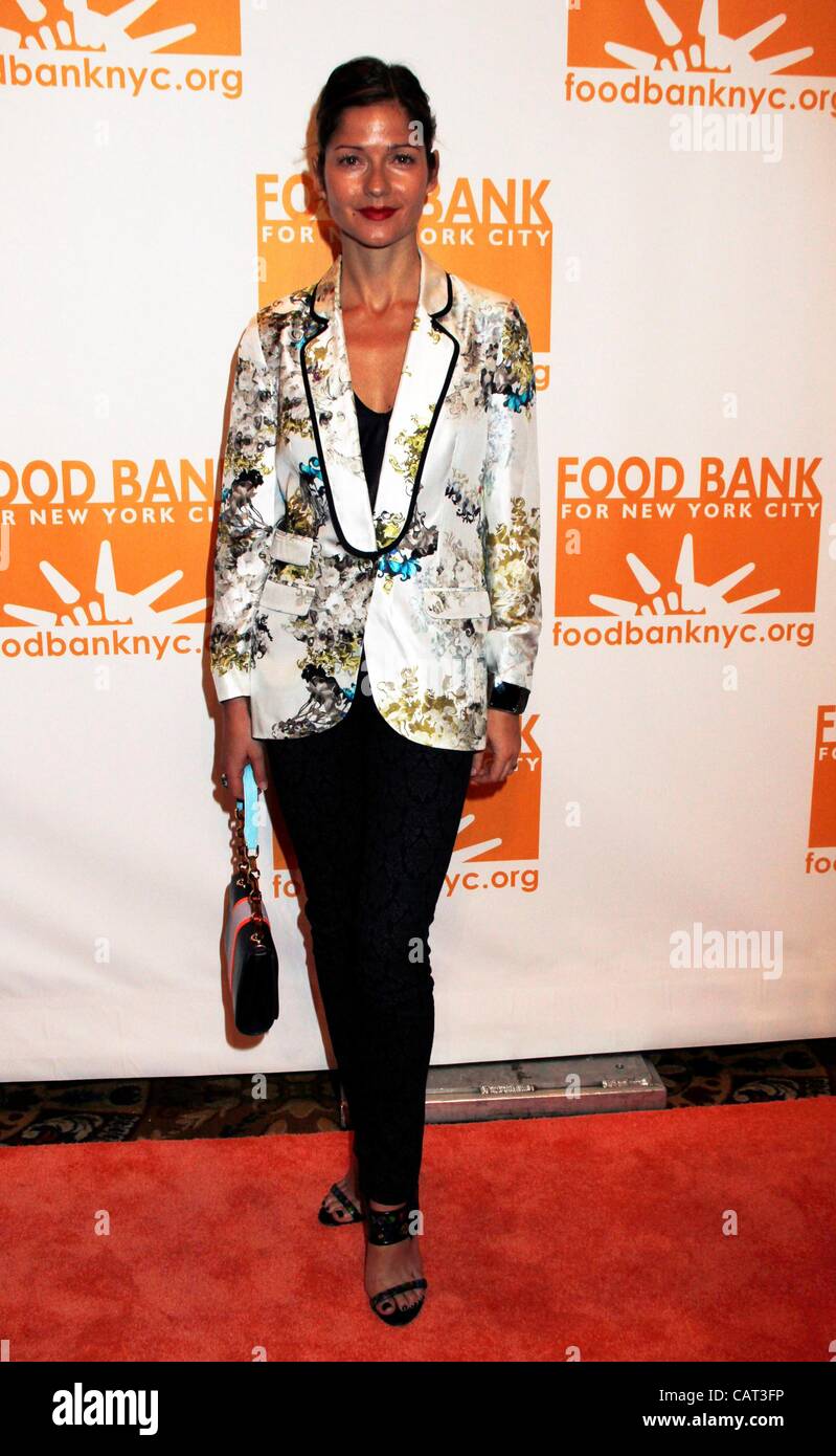 Jill Hennessey at arrivals for Food Bank For New York CanDo Awards
