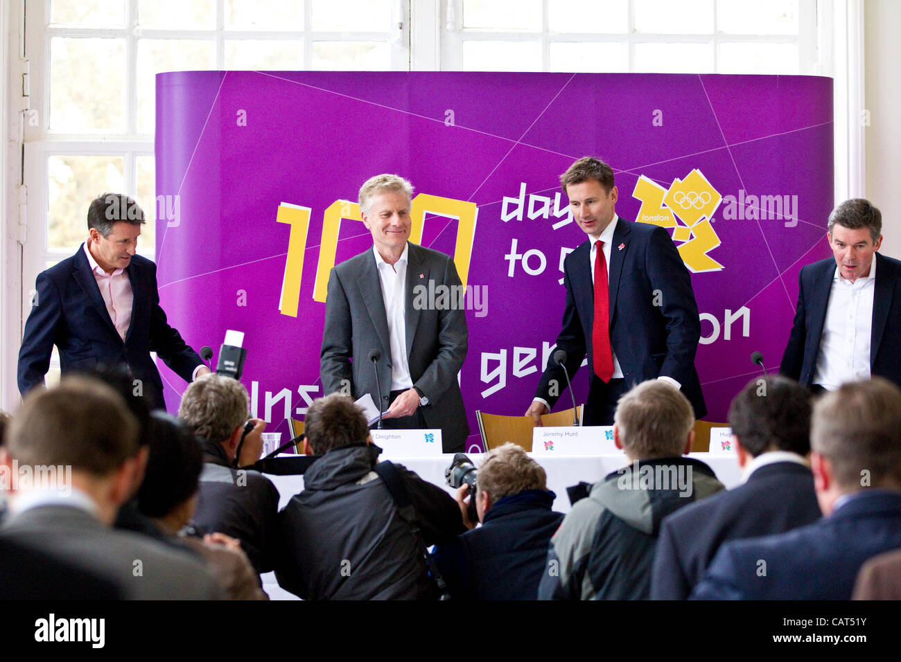 LOCOG 100days .Kew Gardens, Surrey, UK. 18.04.2012 Picture shows (left) Sebastian Coe, LOCOG Chair, Paul Deighton LOCOG Chief Excec, Jeremy Hunt  Seceretary of State for Culture, Olympics Media and Sport, and Hugo Roberts at the LOCOG 100 days Event held to launch the countdown of less than 100 days Stock Photo