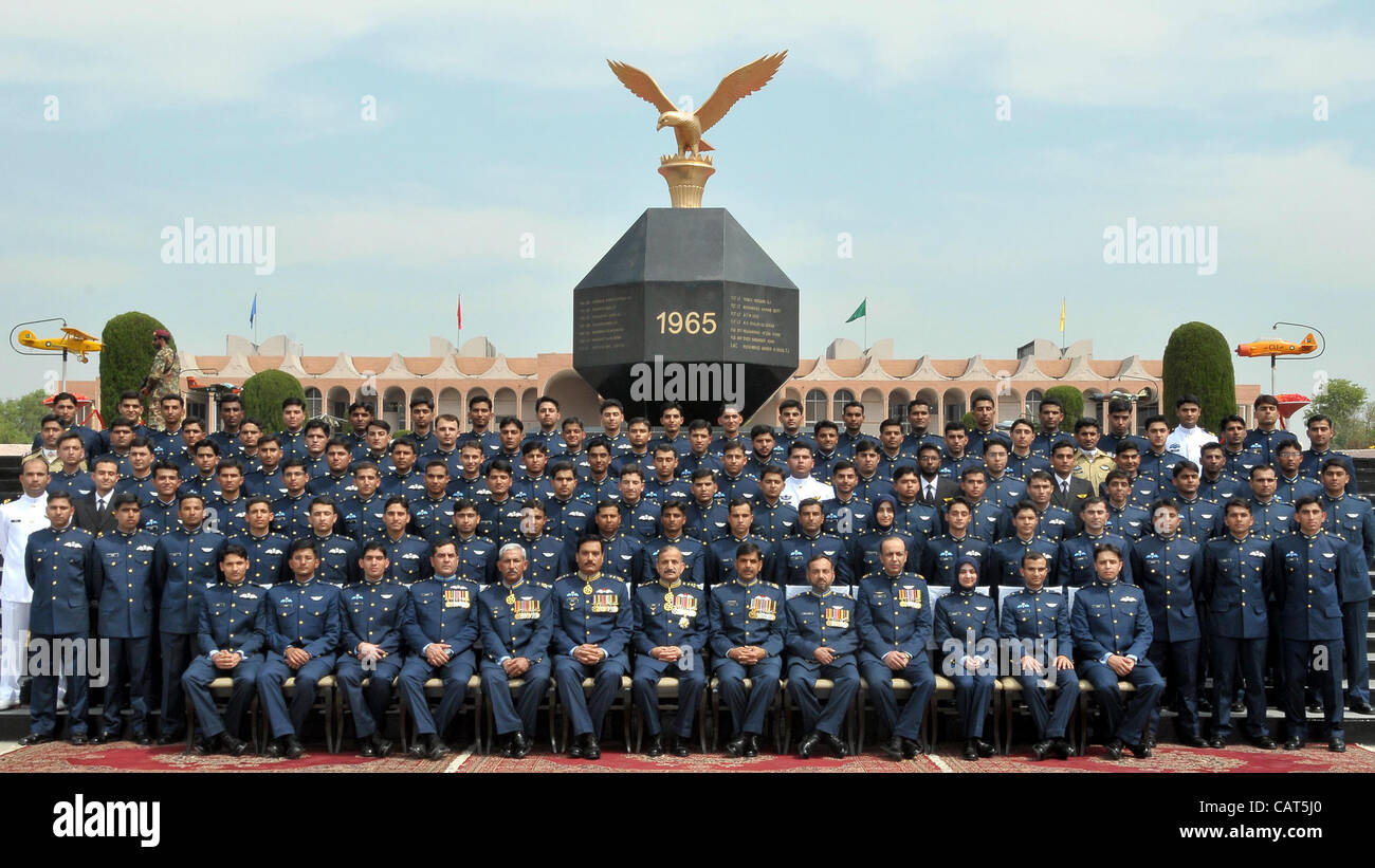 A group photo of Air Force Chief of the Air Staff, Air Chief Marshal ...