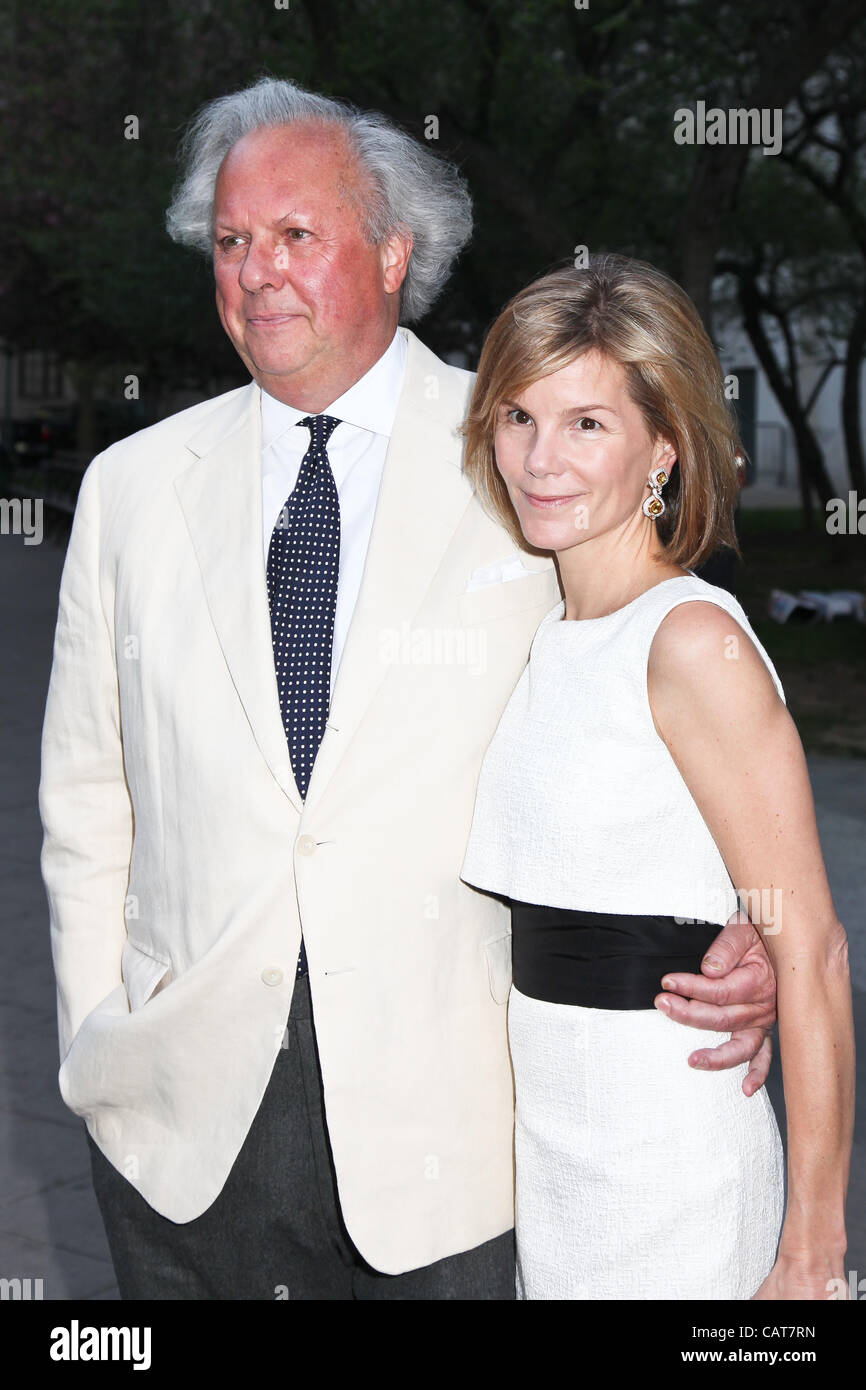 New York April 17 Vanity Fair Editor In Chief Graydon Carter And Stock Photo Alamy New York April 17 Vanity Fair Editor In Chief Graydon Carter And Stock Photo Alamy