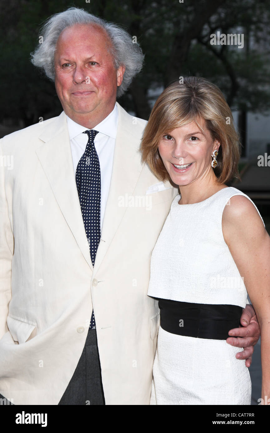 New York April 17 Vanity Fair Editor In Chief Graydon Carter And Stock Photo Alamy New York April 17 Vanity Fair Editor In Chief Graydon Carter And Stock Photo Alamy