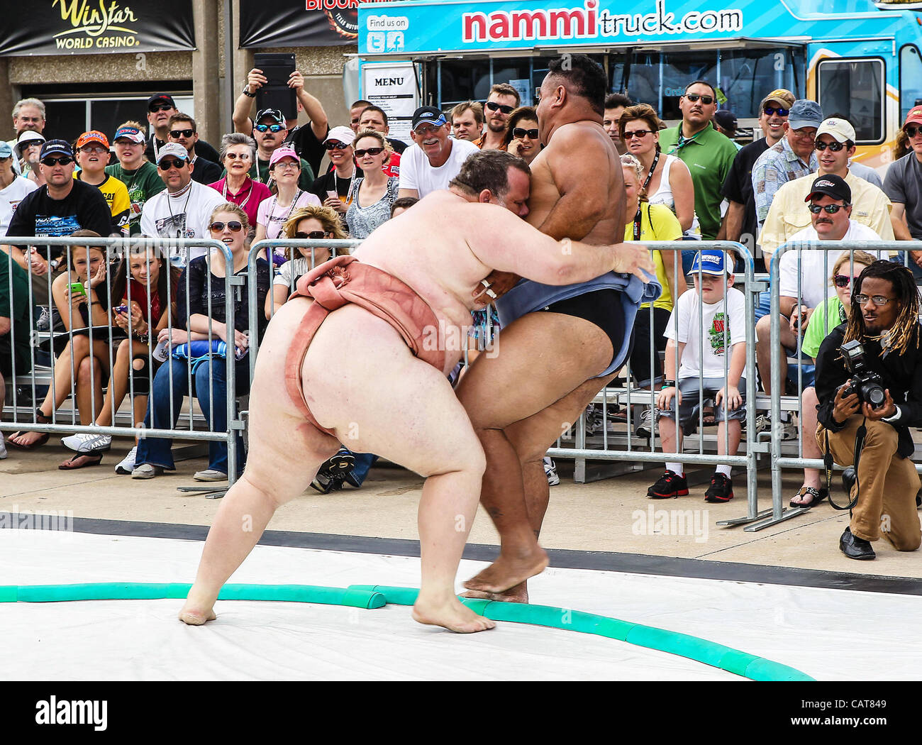 Is Sumo A Good Base For MMA?. Is Sumo A Good Base For MMA?