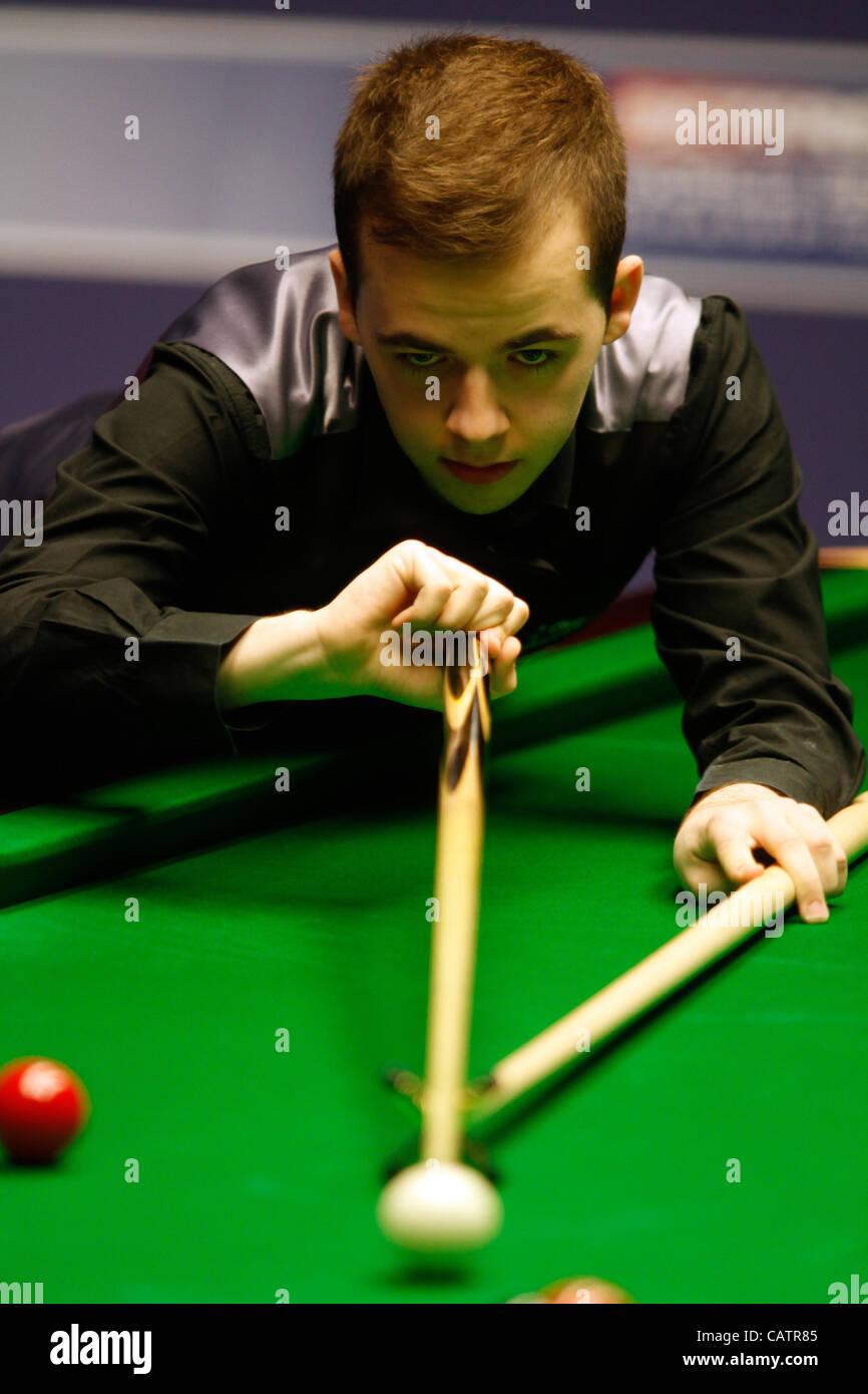 LUCA BRECEL WORLD SNOOKER CHAMPIONSHIP THE CRUCIBLE SHEFFIELD ENGLAND