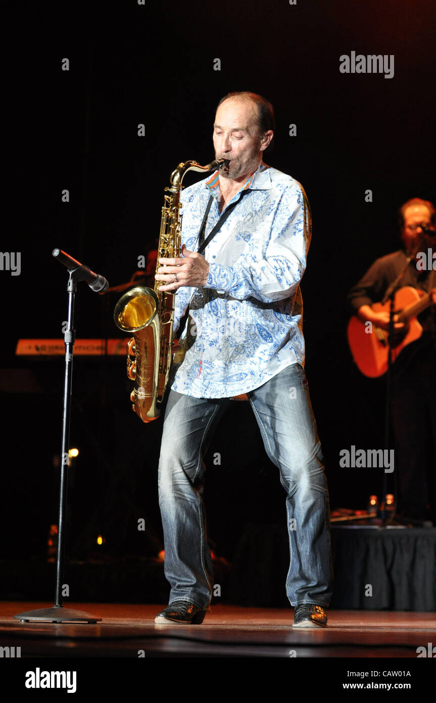 Virginia Country Singer April 21, 2012 - Emporia, Virginia, U.S. - Country music singer LEE ...