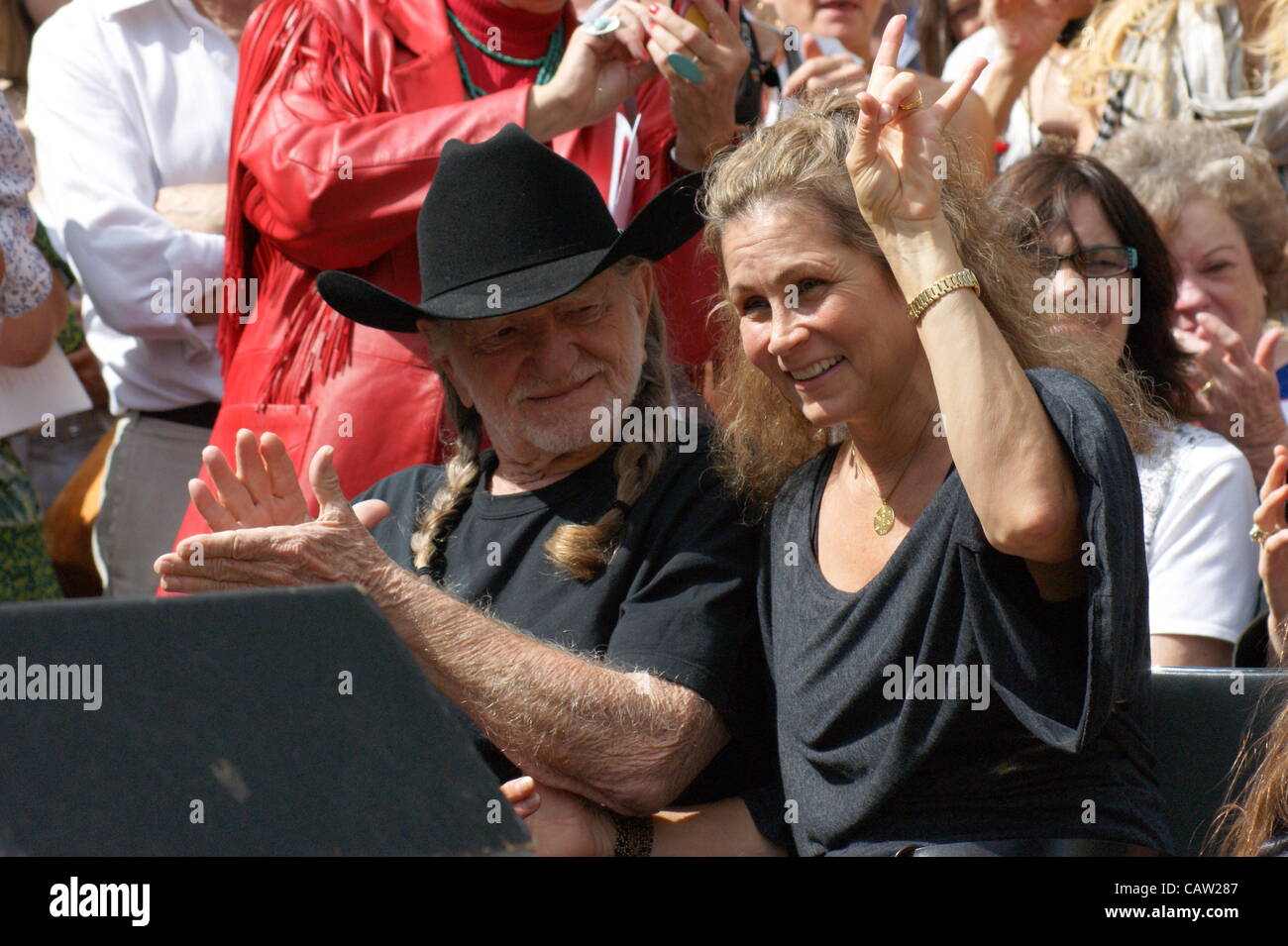 April 20 2012 Austin Texas U S Annie D Angelo Nelson Gives