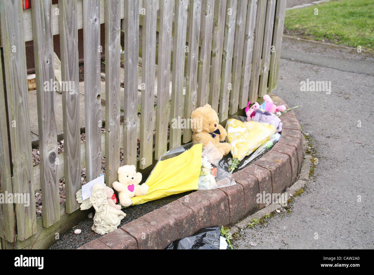 Bolton Greater Manchester 23/04/12, Flowers for Rio Smedley 2 years old who died on Sunday 22/04/12. Stock Photo