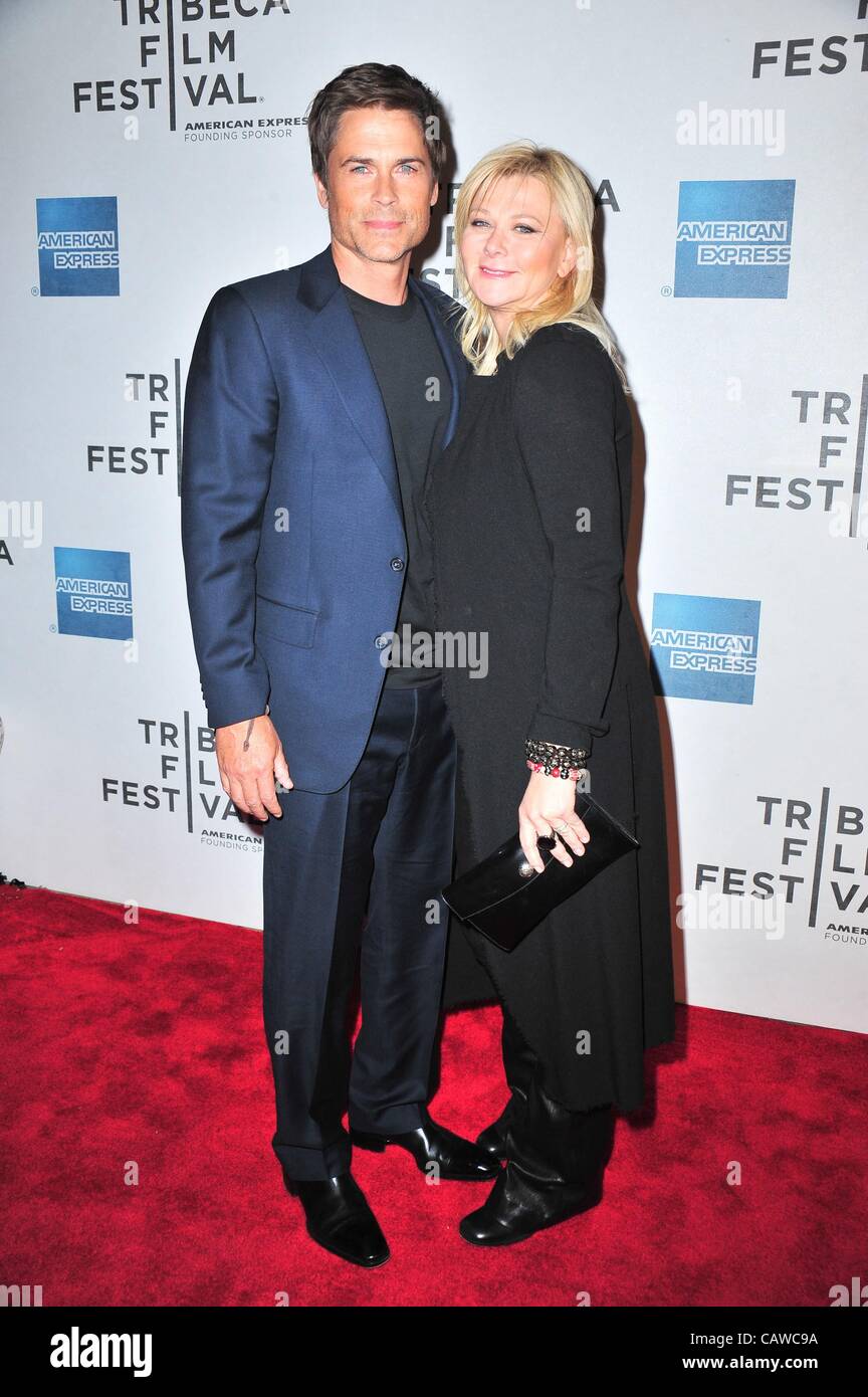 Rob Lowe, Sheryl Berkoff at arrivals for KNIFE FIGHT Premiere at Tribeca Film Festival 2012, Tribeca Performing Arts Center (BMCC TPAC), New York, NY April 25, 2012. Photo By: Gregorio T. Binuya/Everett Collection Stock Photo