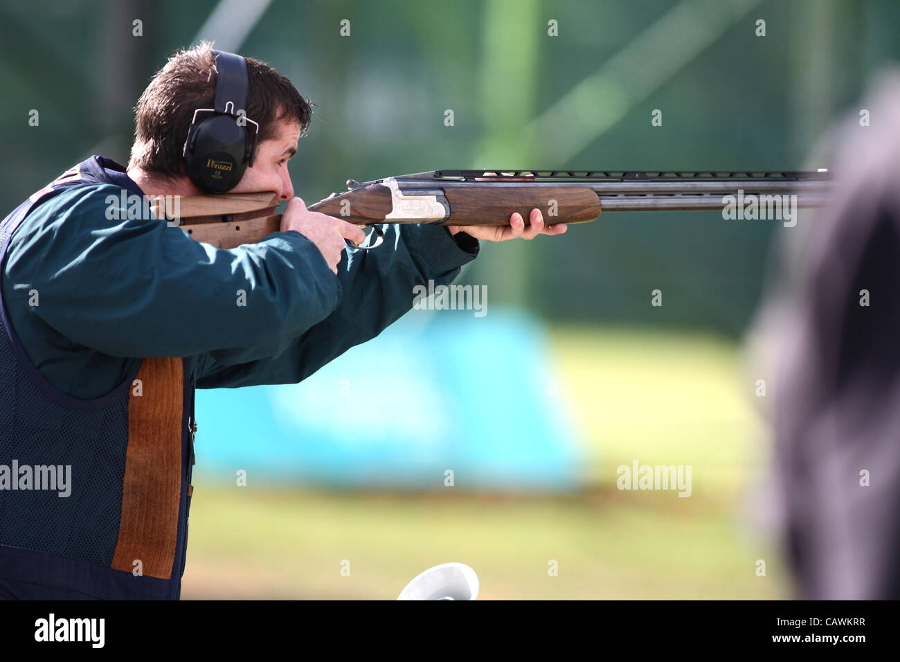 27.04.2012 London, England. Edward Ling (GBR) in action during the mens Trap Final Stock Photo