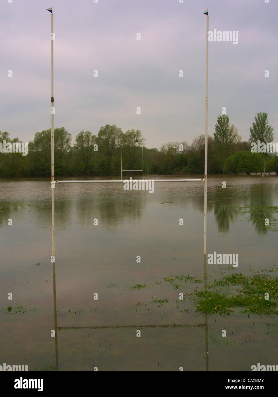Upton Upon Severn braces itself to rising River Severn Levels after