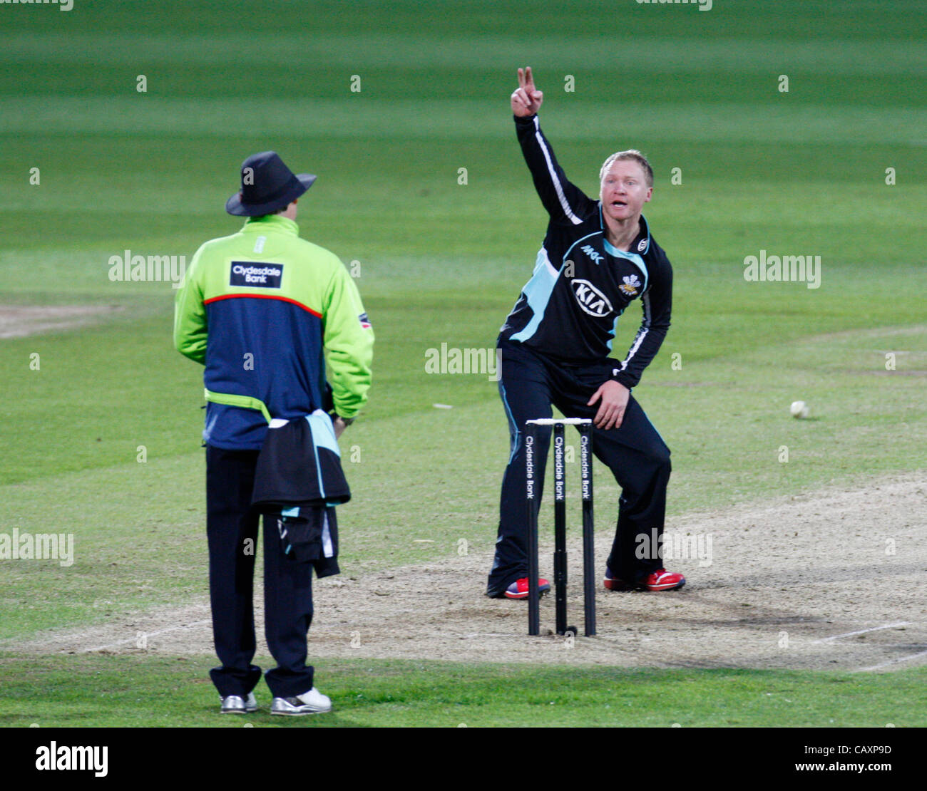 04.05.2012. Brit Oval, London, England. Gareth Batty of Surrey County Cricket claims LBW not given during the Clydesdale Bank Pro40 match between Surrey and Somerset  at The Brit Oval on May 04, 2012 in London, England. Stock Photo