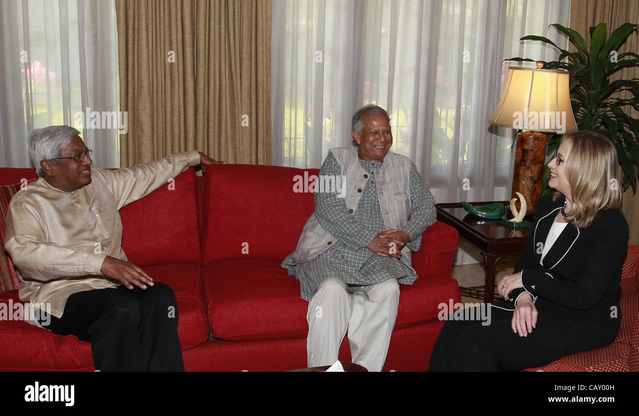 May 6, 2012 - Dhaka, Bangladesh - US Secretary of State HILLARY CLINTON and Nobel Laureate Prof MUHAMMAD YUNUS, BRAC founder FAZLE HASAN ABED   holds a meeting early today at the residence of the US ambassador DAN MOZEN to Dhaka. The meeting between Prof Yunus and Clinton, an ardent supporter of the Stock Photo