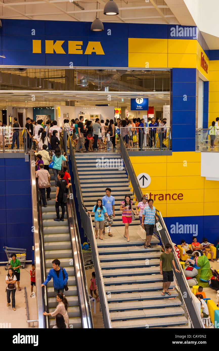 BANGKOK, MAY 6, 2012 Thai crowd getting in Ikea in the new MegaBangna