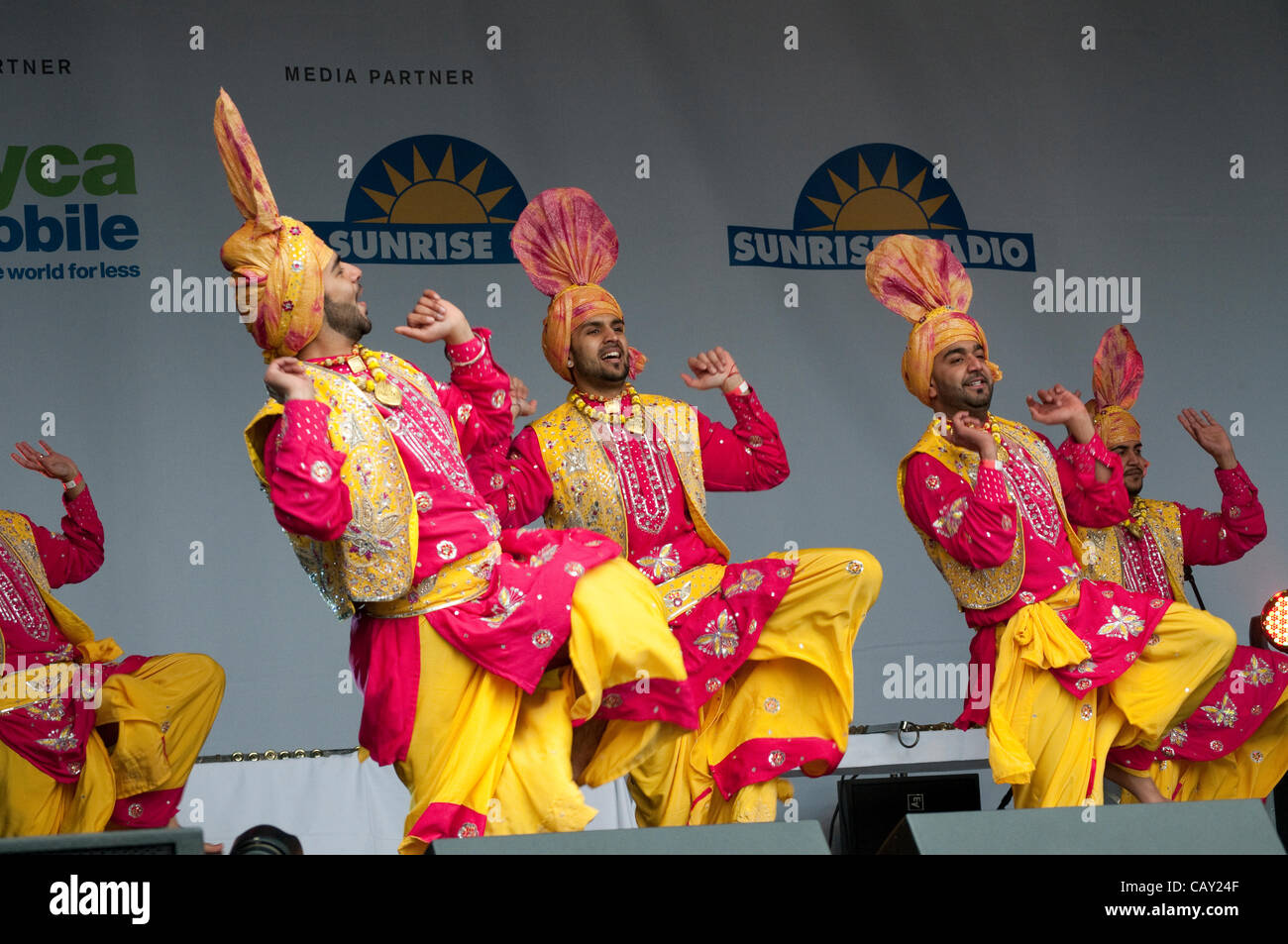 Dancers, Vaisakhi Festival, Sikh New Year, Trafalgar Square, London, UK