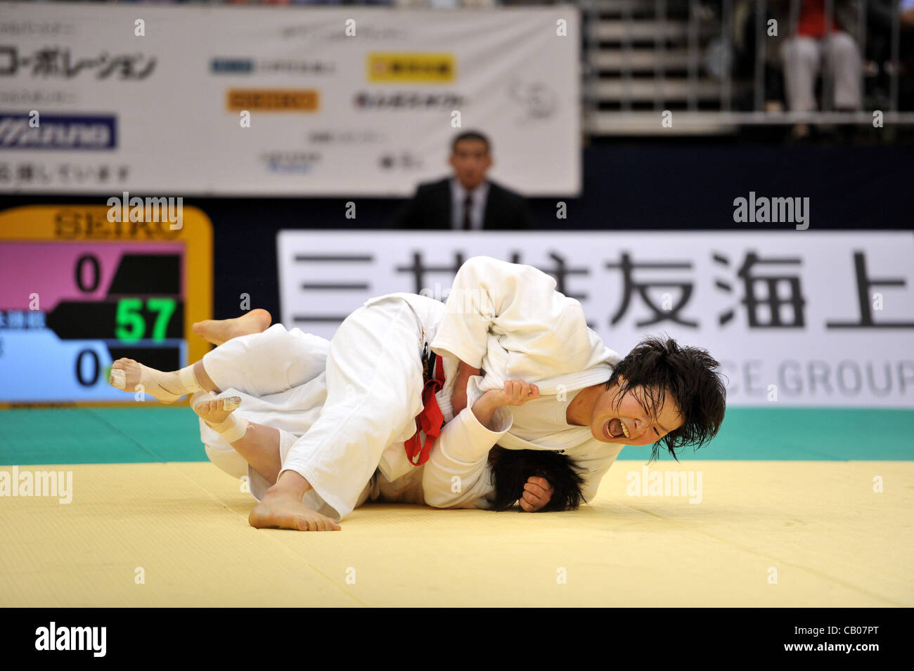 Okinawa Shogaku Judo: Coach Hitomi Ikeda Leads Women's Team to First National Victory Okinawa Shogaku Judo: Coach Hitomi Ikeda Leads Women's Team to First National Victory