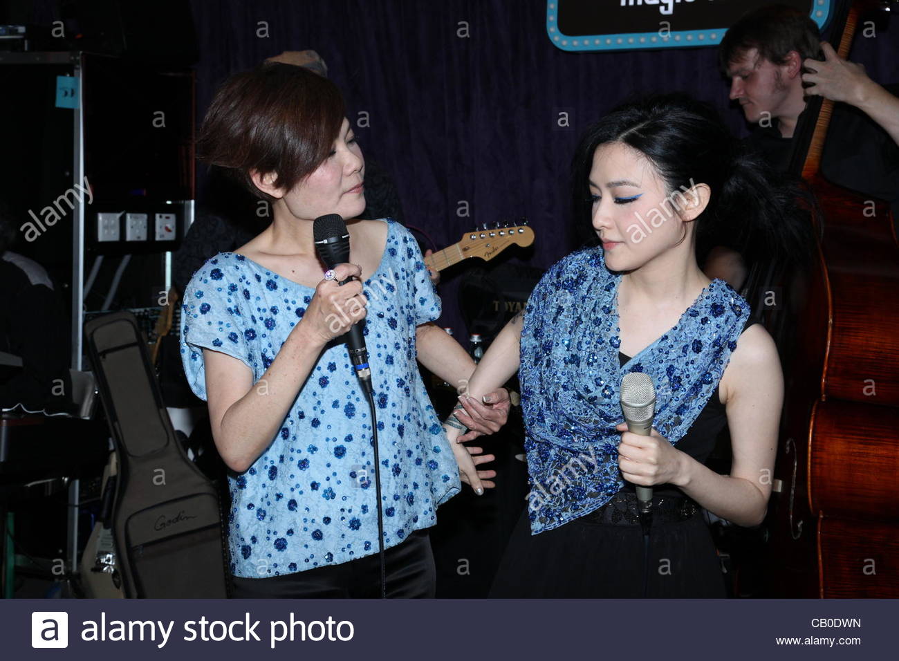 Discussion on this topic: Gloria Jean, gloria-jean/ Communication on this topic: Elizabeth Bogush, gloria-jean/