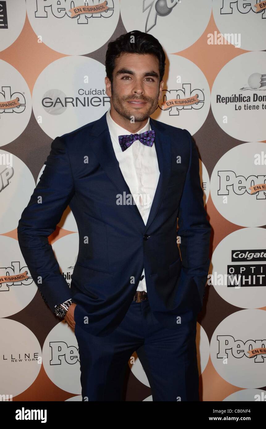 Gonzalo Garcia-Vivanco at arrivals for People en Espanol’s 16th Annual