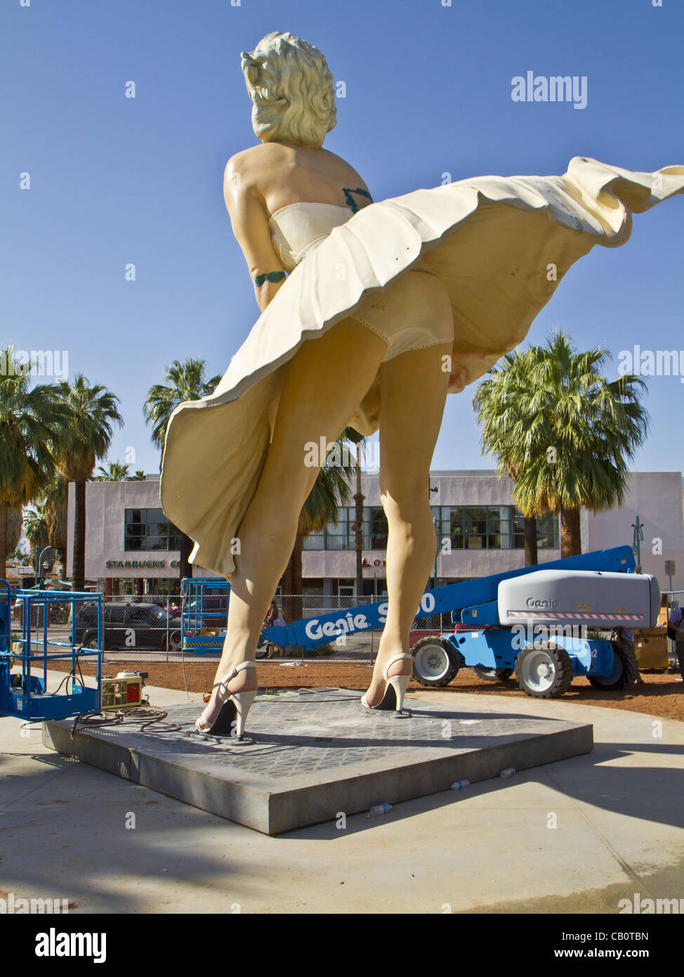 Marilyn Monroe in Palm Springs Editorial Photo - Image of artistic, chick:  241226751