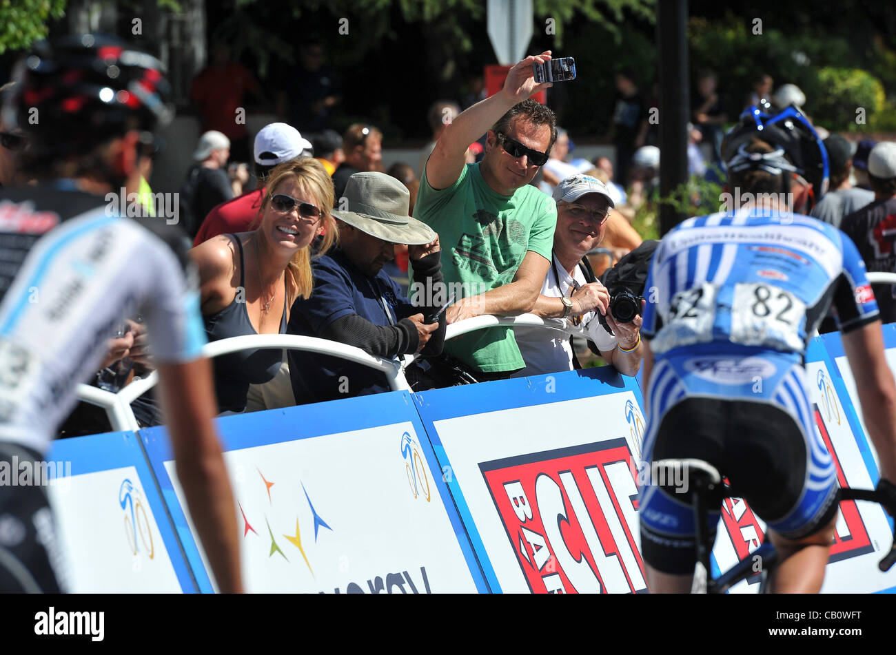 Fresno, California, U.S. - JOHN WALKER/THE FRESNO BEE. Fans watch ...