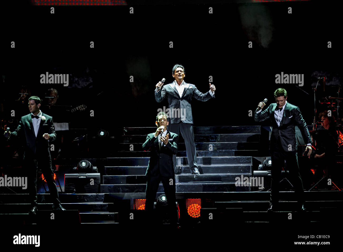 Operatic pop vocal group hi-res stock photography and images - Alamy