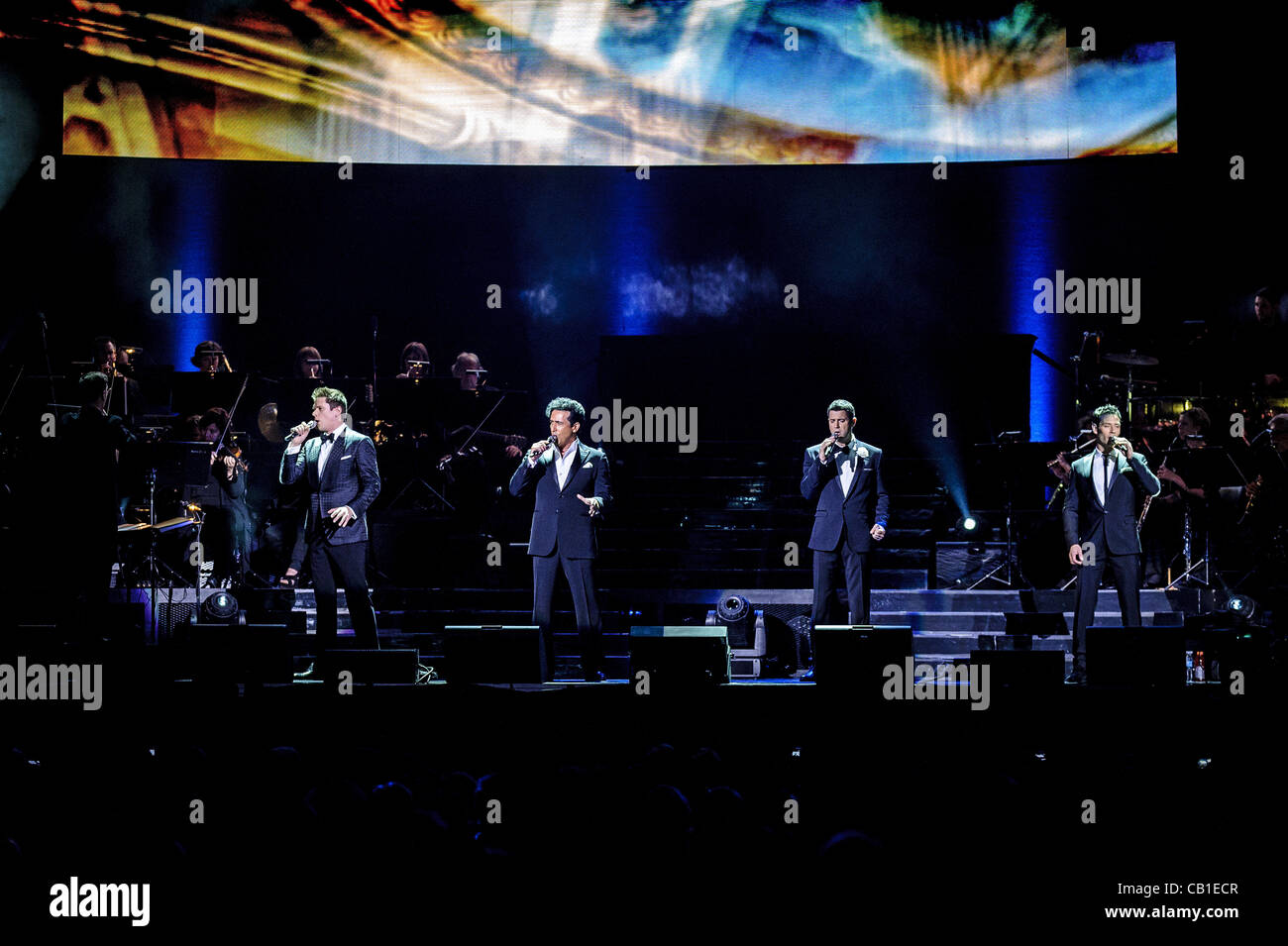 Operatic pop vocal group hi-res stock photography and images - Alamy