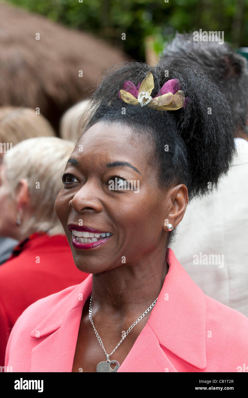 Floella Benjamin nude (21 photo), Sexy, Sideboobs, Boobs, braless 2006 Floella Benjamin nude (58 foto and video), Topless, Hot, Selfie, cleavage 2018