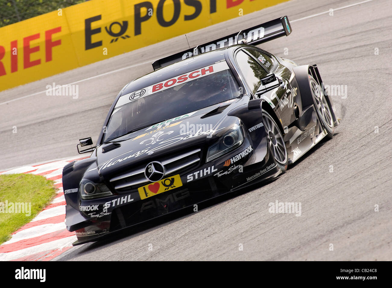 19.05.2012 Brands Hatch, Gary Paffett (GB) driving the Thomas Sabo Merdedes  AMG C-Coupe in action during Saturday's Qualifying in the 2012 DTM  Championship, Kent, England Stock Photo - Alamy