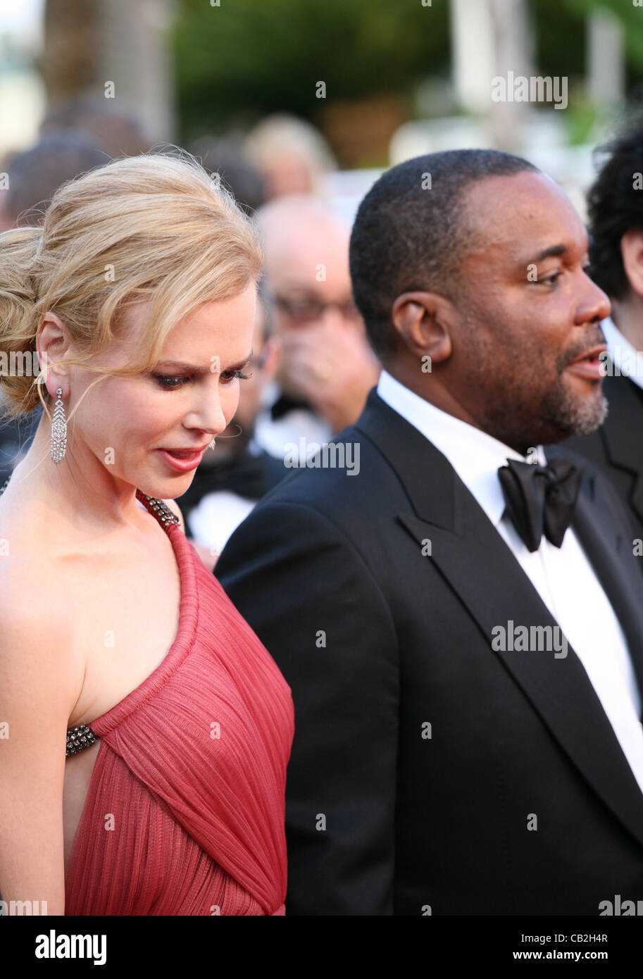 Nicole Kidman, Lee Daniels, at The Paperboy gala screening red carpet ...