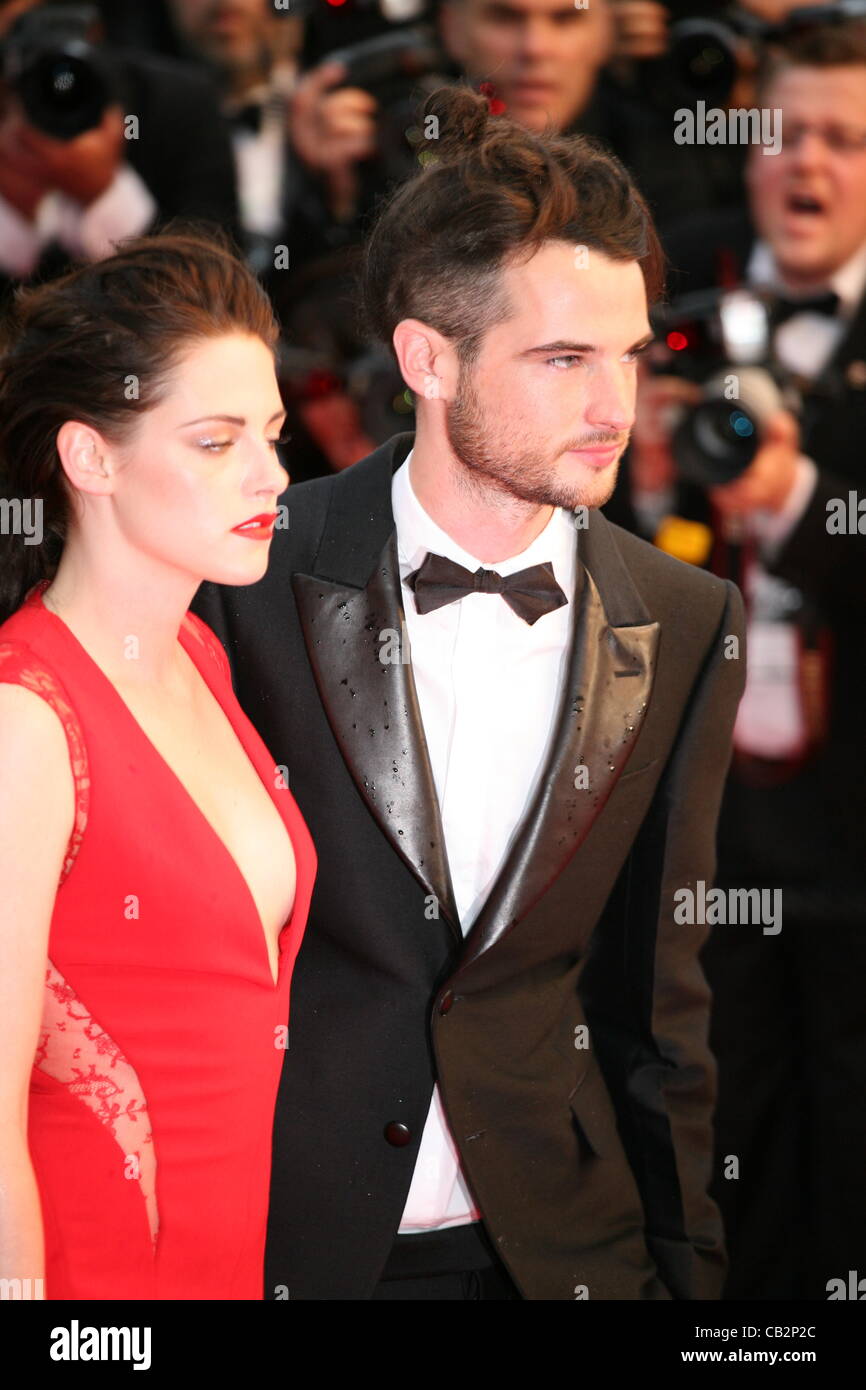 Kristen Stewart, Tom Sturridge at the Cosmopolis gala screening at the 65th Cannes Film Festival France. Cosmopolis is directed by David Cronenberg and based on the book by writer Don Dellilo.  Friday 25th May 2012 in Cannes Film Festival, France. Stock Photo