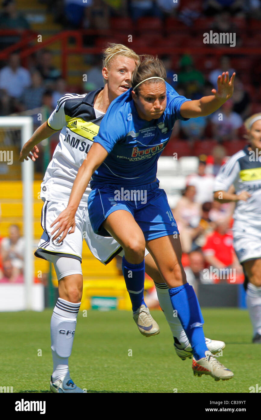 26.05.2012, Ashton Gate, England. Chelsea v Birmingham. The Womens FA Cup Final. Chelsea v Birmingham. Sophie Ingle and Jodie Taylor collide in mid-air Stock Photo