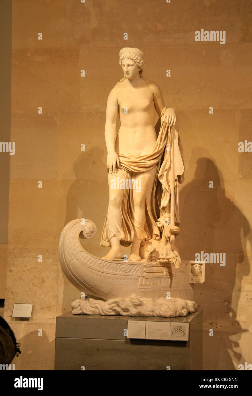 Marble statue louvre museum paris hires stock photography and images