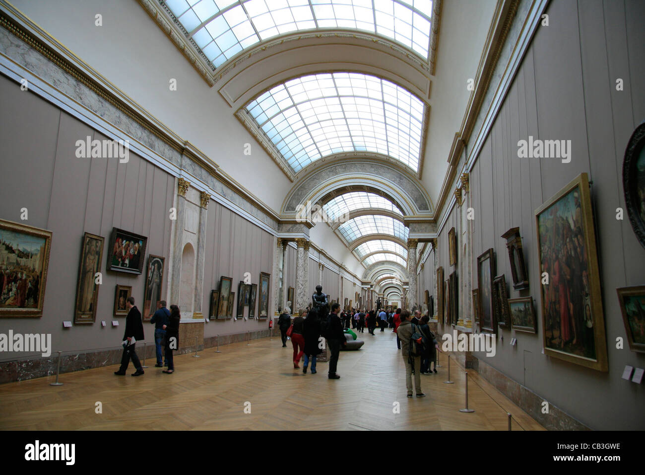Louvre museum gallery hi-res stock photography and images - Alamy