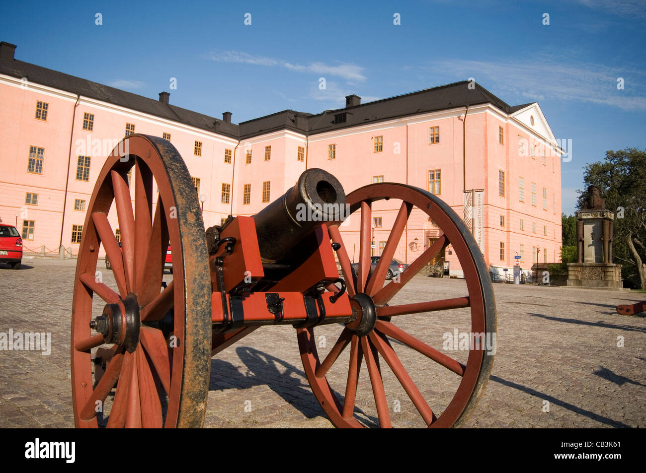 cannon cannons cannonball cannonballs ball balls uppsala castle sweden