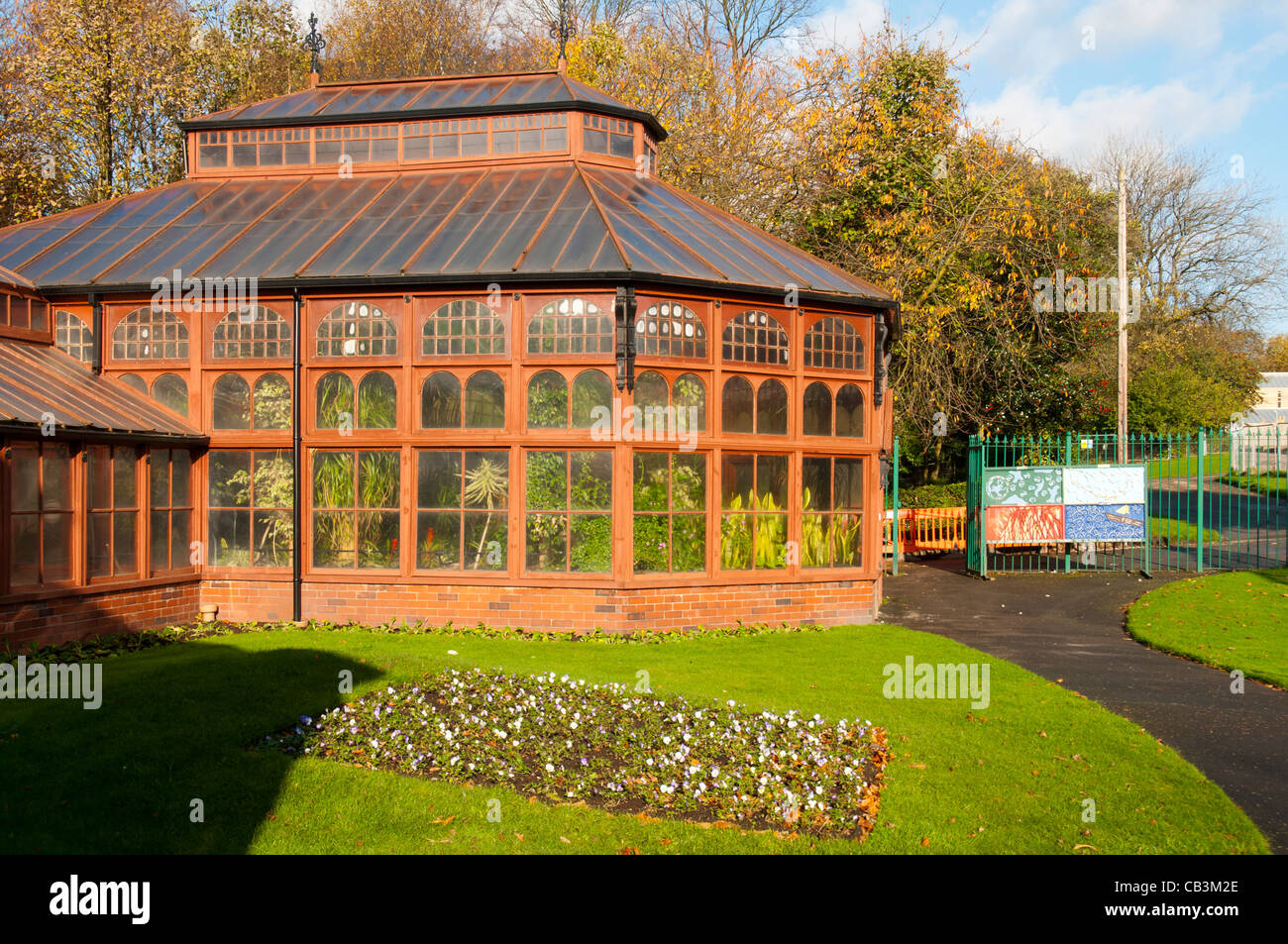 Stamford park tameside hi-res stock photography and images - Alamy